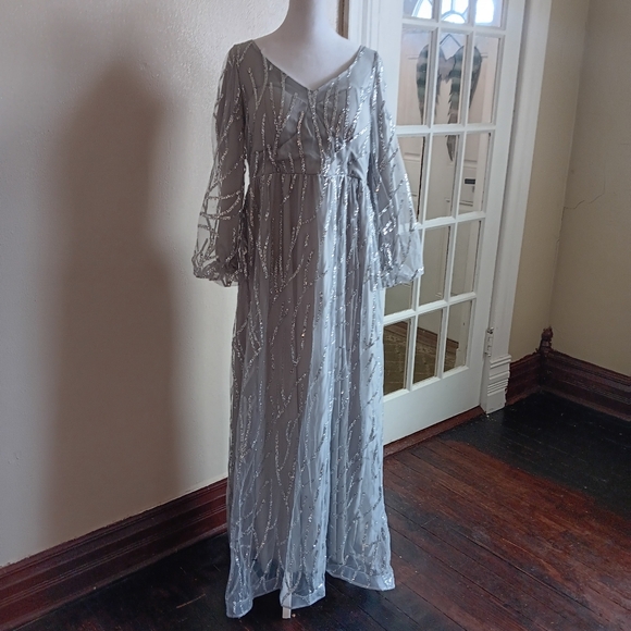 Dresses & Skirts - Icy Princess Silver Glitter & Gray Long Sleeve Event Evening Dress Size XL